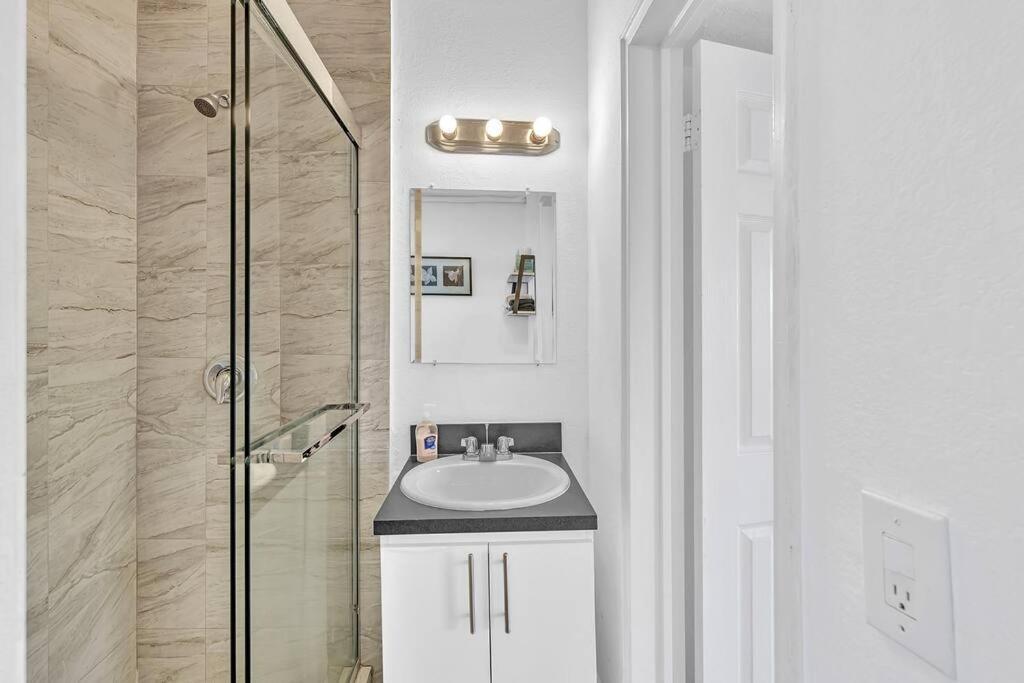 Garden Suite 4-Hosted By Sweetstay Miami Beach Exterior foto